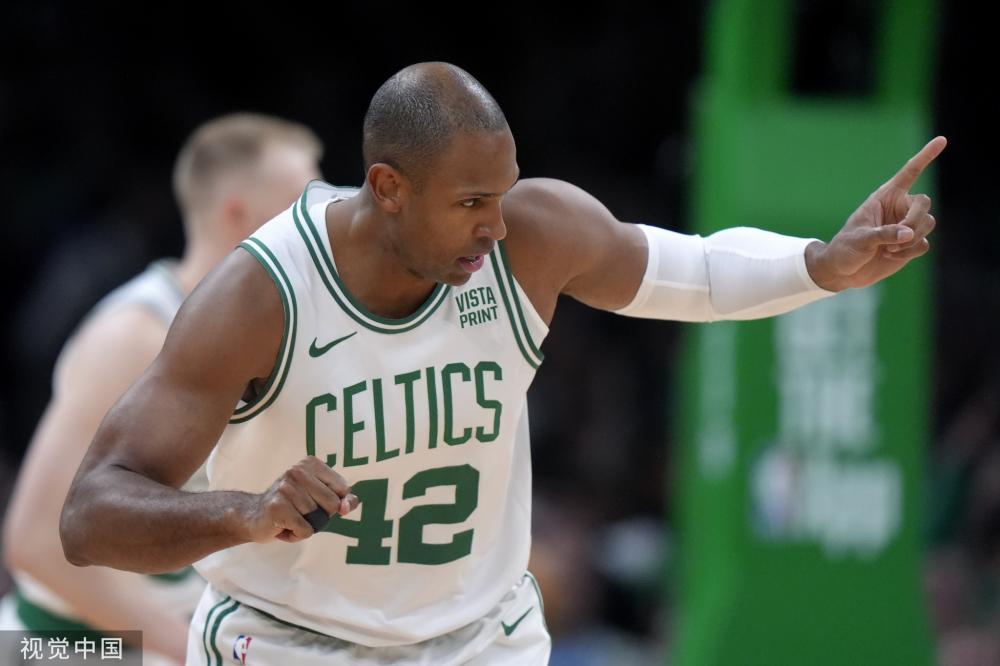 背后展示了 背后展示了