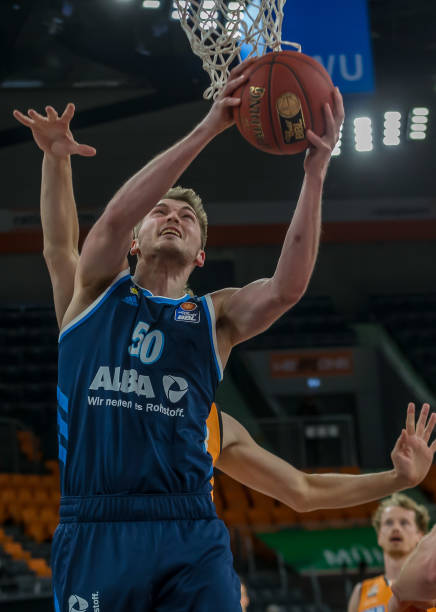 汤淼的经历 汤淼的经历