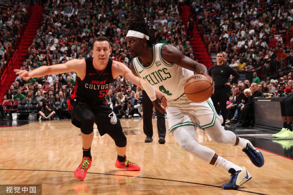 夺得英超冠 夺得英超冠