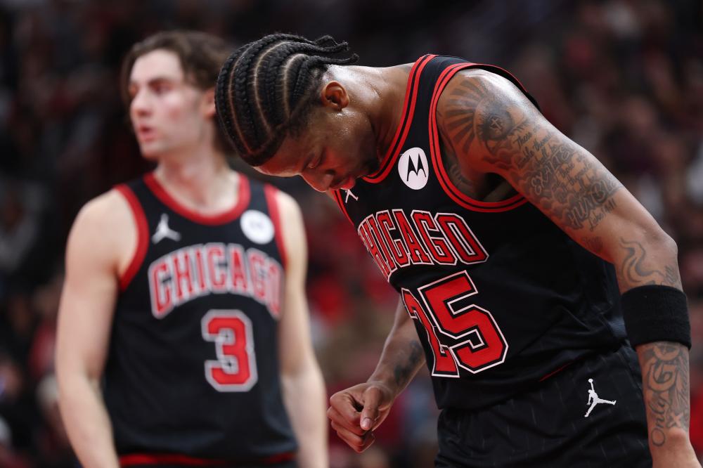 更是对足球 更是对足球